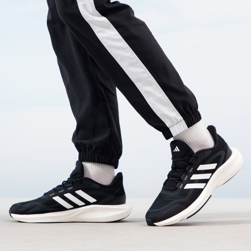 Мужская и женская обувь Adidas – обзор и цена Lightweight Road Running Shoes