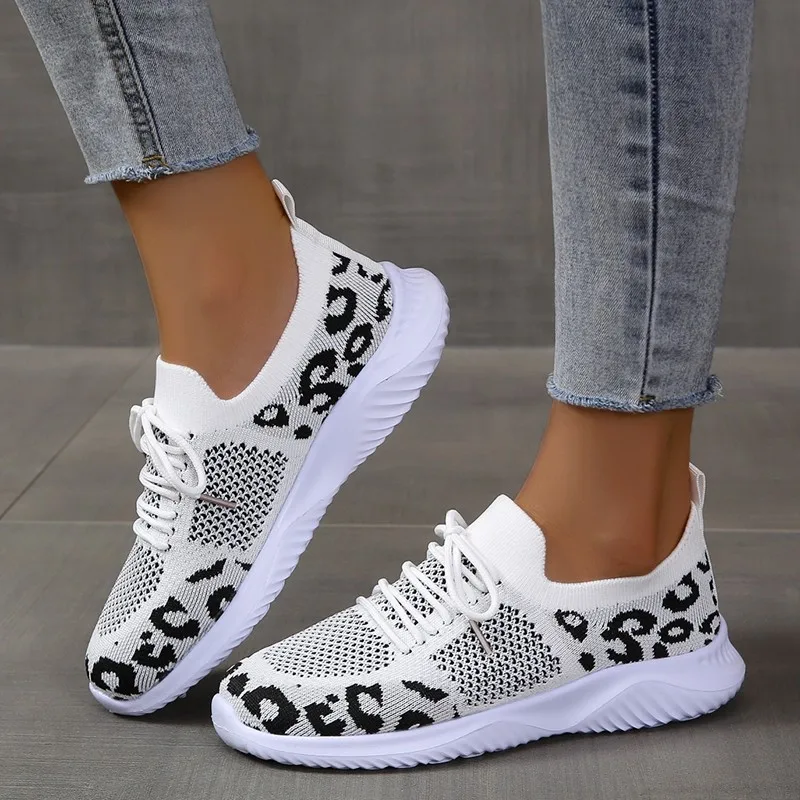Новые летние женские кроссовки – обзор и цена Knit Fabric Lace Up Sneakers